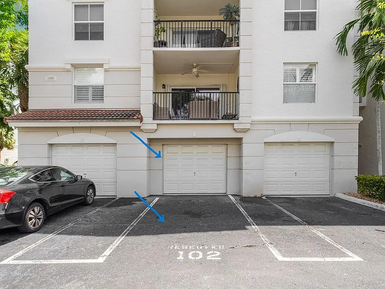 1302 Tuscany Way — Photo 1