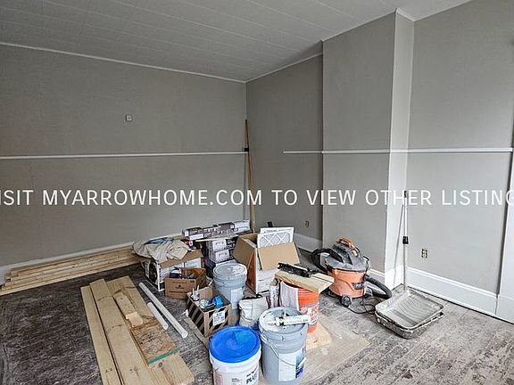 3rd image of 2032 Queen City Ave