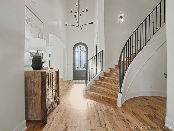 3rd image of 12002 S Kingston Pl