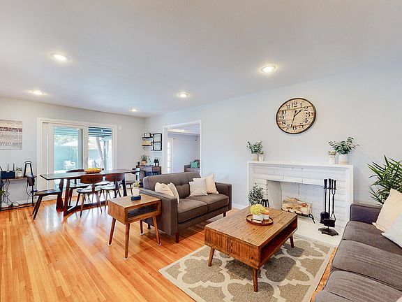 4th image of 323 Bella Vista St
