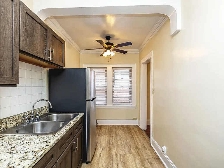 Lewis Manor Apartments — Photo 14