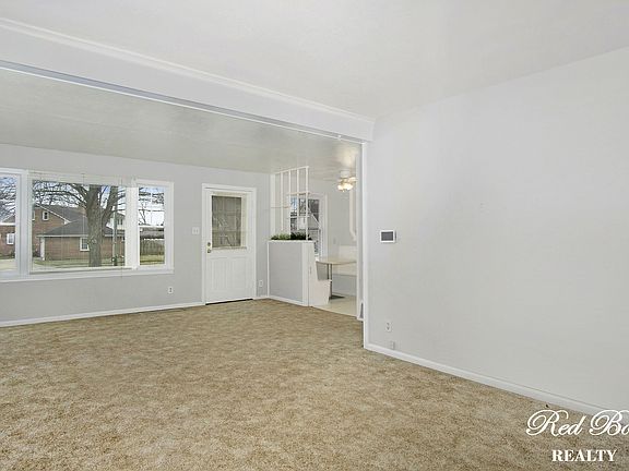 5th image of 1858 E Beardsley Ave