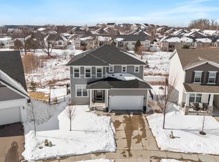 5450 Annapolis Ln N, Plymouth, MN 55446