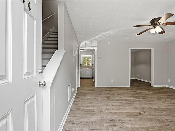 2nd image of 5342 Ridgemere Ct