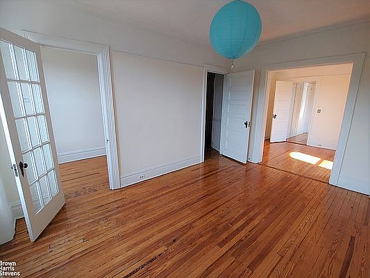 2nd image of 135 Windsor Pl #2