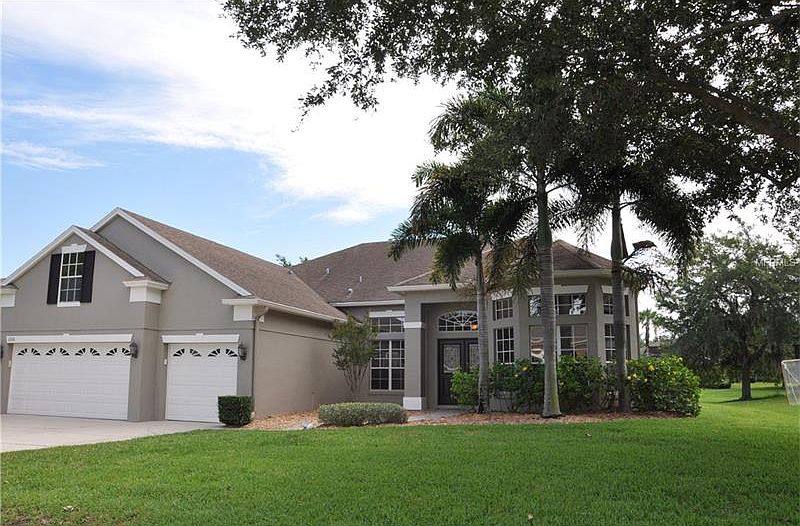 1st image of 13174 Lakeshore Grove Dr