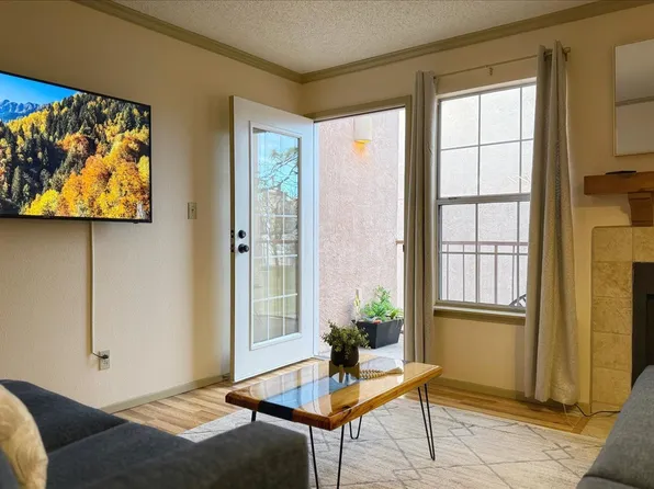 2501 W Zia Rd, Santa Fe, NM