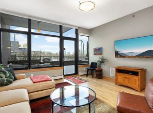 1120 S 2nd St APT 209, Minneapolis, MN 55415