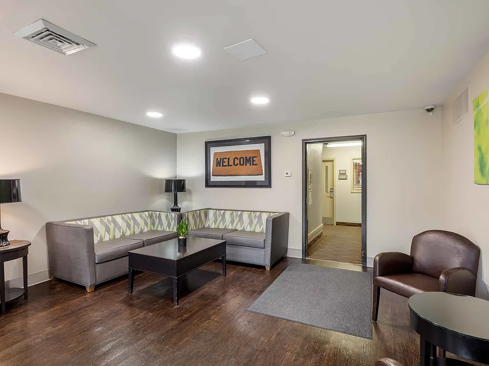Lobby and Guest Check-in