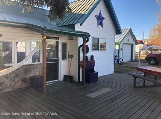 166 S Madison Ave, Pinedale, WY 82941