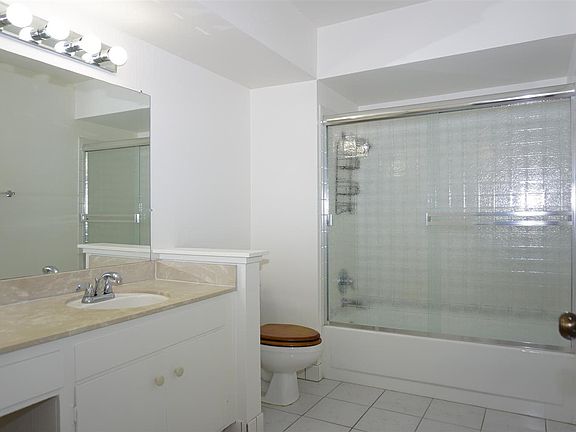 5th image of 4155 Keith Dr