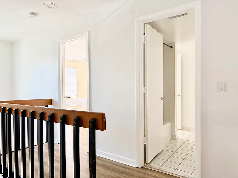 780 Meadowland Dr #J — Photo 6