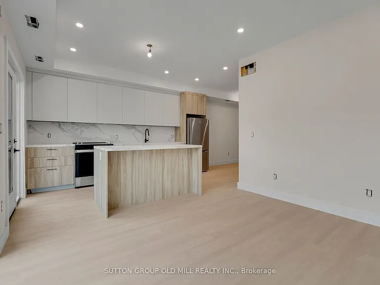 625 Harvie Ave #2 — Photo 8