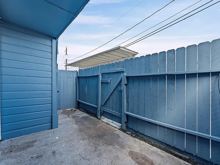 12206 Ormandy St — Photo 28