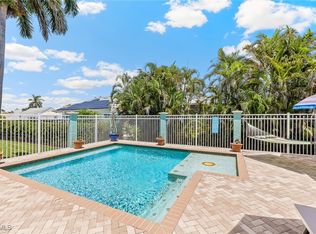 17593 Moorfield Dr, Fort Myers, FL 33908