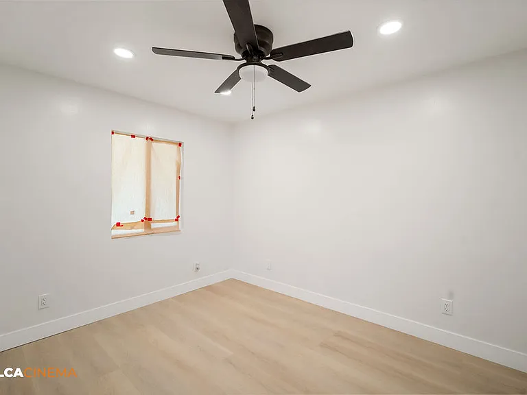 10800 Santa Barbara St — Photo 10