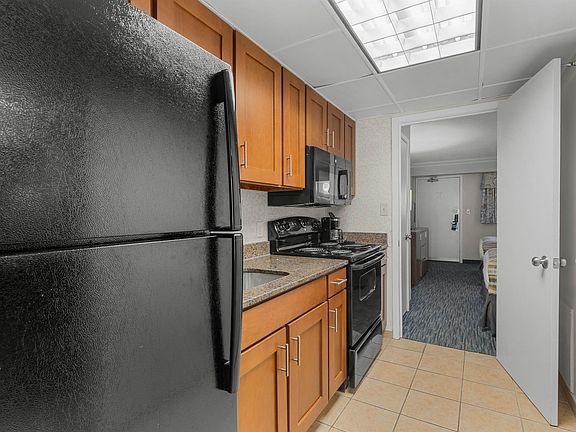 4th image of 1105 S S Ocean Blvd. #506