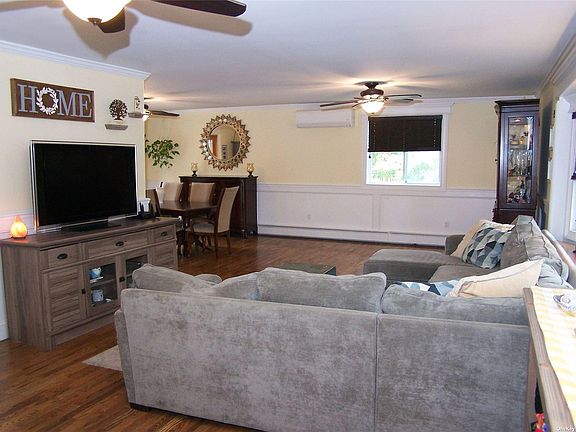 2nd image of 85 Oakmont Ave