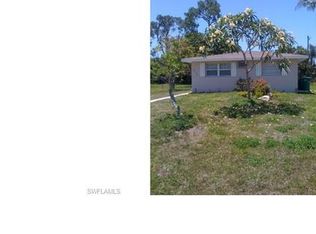 5211 Gilchrist St, Naples, FL 34113