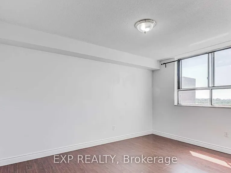 10 Stonehill Ct #1210 — Photo 12