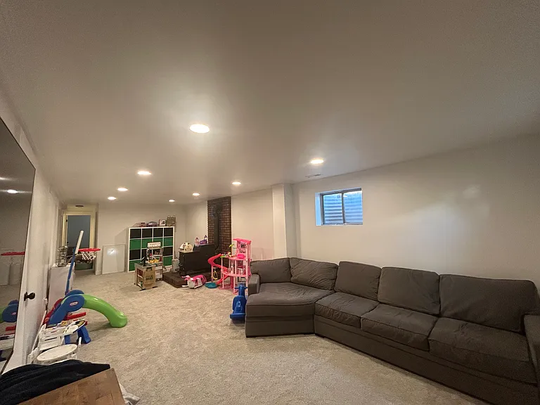 7192 S 2985 E — Photo 20
