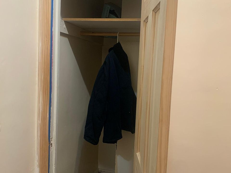 1st image of 806 E 233rd St APT 3