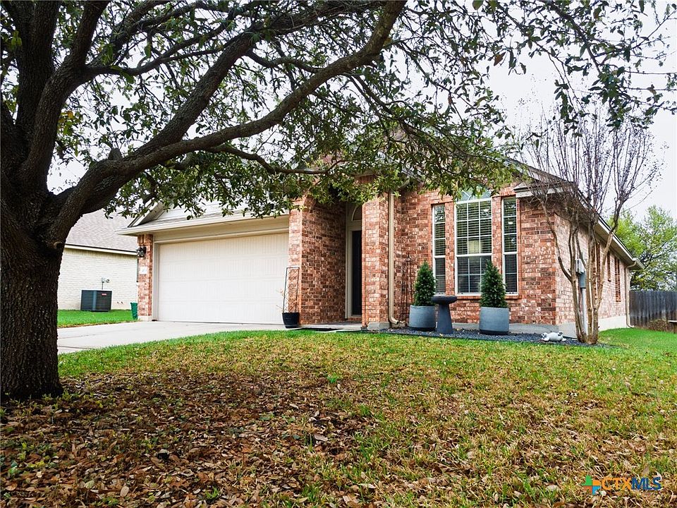1st image of 413 Weeping Willow Dr