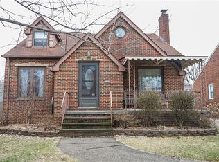 6903 Charles Ave, Parma, OH 44129