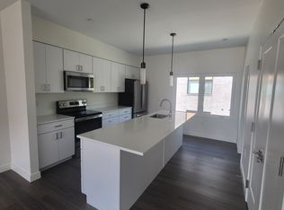 818 7th St, Columbus, IN 47201