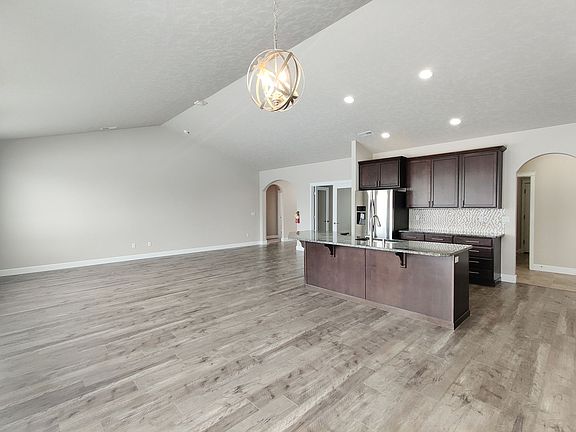 3rd image of 3054 Sugarplum Ave