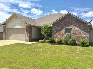 170 Cambridge Dr, Hot Springs, AR 71913