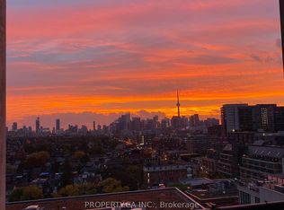 20 Minowan Miikan Ln #1205, Toronto, ON