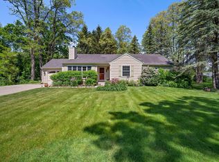 12110 W Saint Martins Rd, Franklin, WI 53132