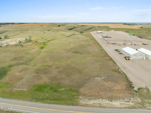 55th St NW, Williston, ND 58801