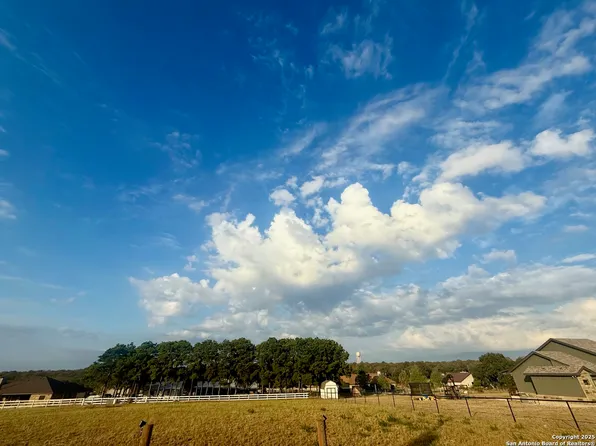 314 Honeysuckle LOT 9, La Vernia, TX 78121