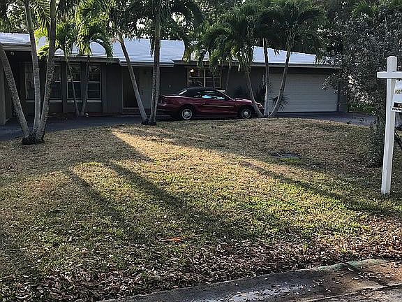 4th image of 1430 1432 Nw 93rd Ter