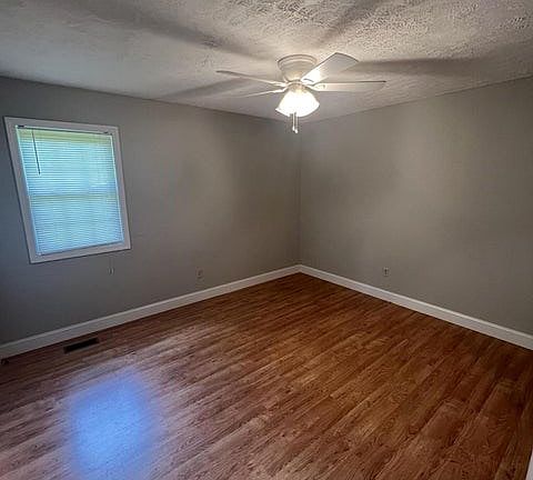 3rd image of 200 Justice St