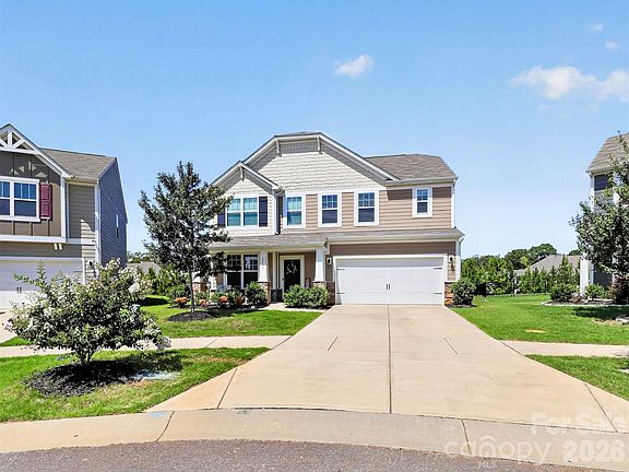 2nd image of 2819 Dominion Ct