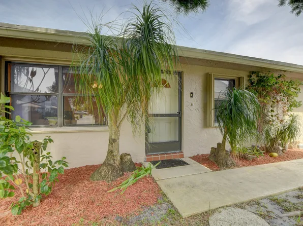 16273 Fruit Way, Delray Beach, FL 33484
