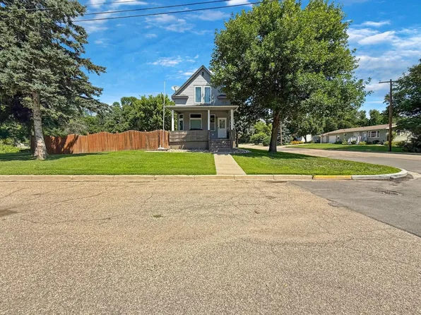 217 2nd Ave E, Velva, ND 58790