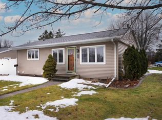 844 Grove St, Menasha, WI 54952