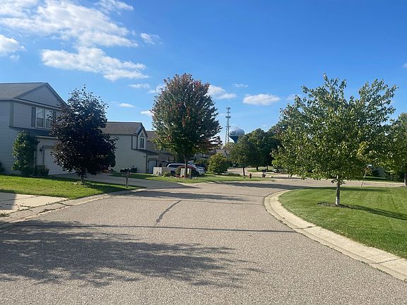 4th image of 4904 Meadow Crest Cir #60