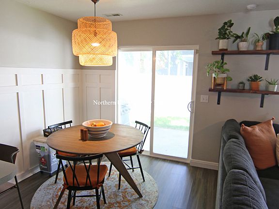 5 Dining Area_08092022
