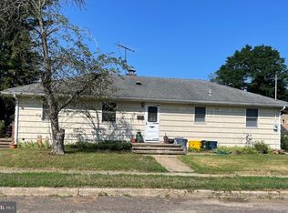 476 Main St, Hamilton, NJ 08620