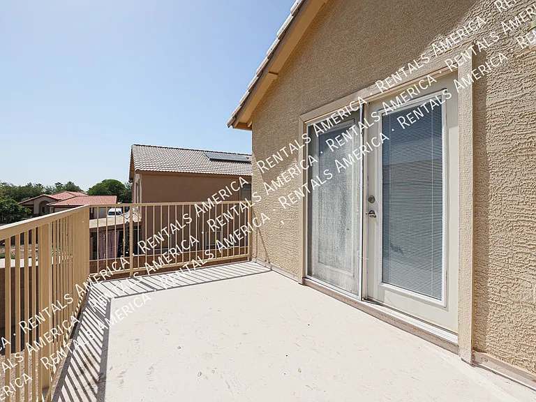 7441 W Fleetwood Ln — Photo 42