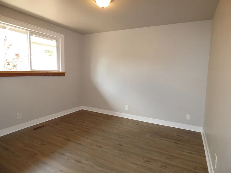 4655 Buffalo Ct SE — Photo 8