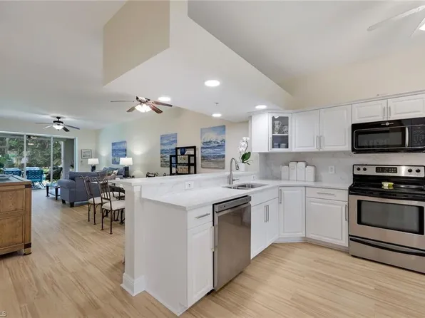 2350 Hidden Lake CT #8511, NAPLES, FL 34112