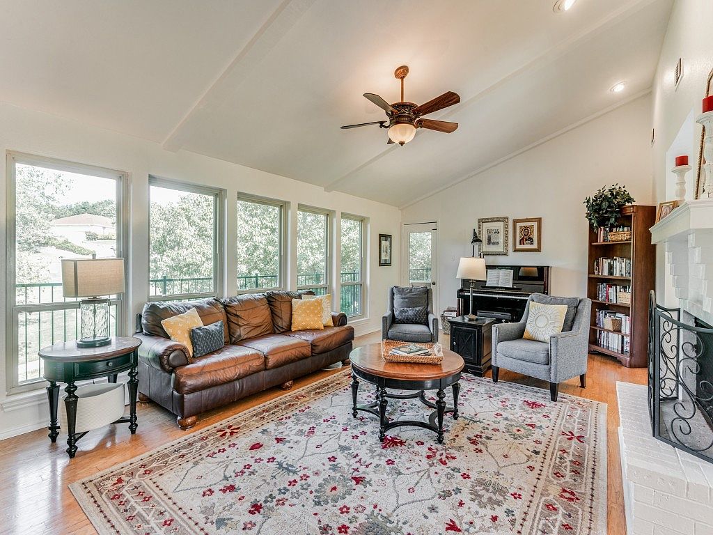 3313 Hidalgo St, Irving, TX 75062 MLS 20374120 Zillow
