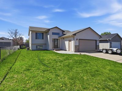 1513 E 67th St N, Sioux Falls, SD, 57104