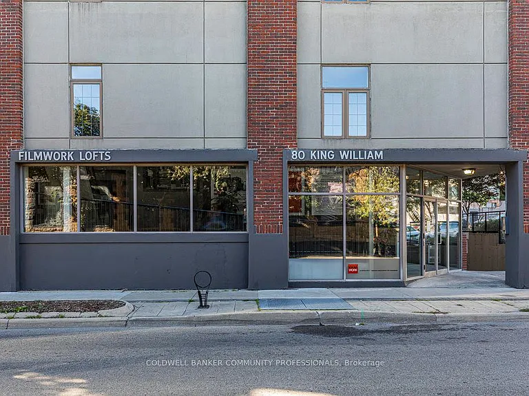 80 King William St #112 — Photo 4
